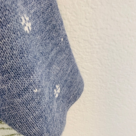 Vintage Christmas Sweater Large Blue Cottage Theme Sleigh Ride Horse Cabin USA - Picture 11 of 14